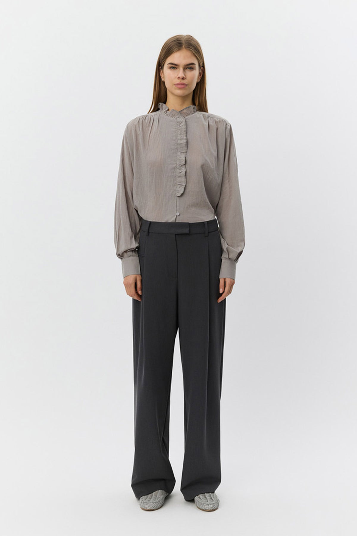 EDNASW FRILLED PLACKET SHIRT 8052 Stone Grey - S261220