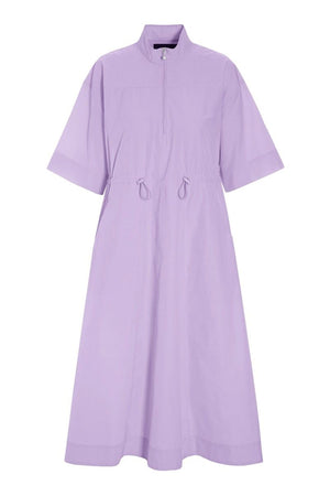 Fyllig klänning med dragkedja SOFT LAVENDER - 262-2380-5677