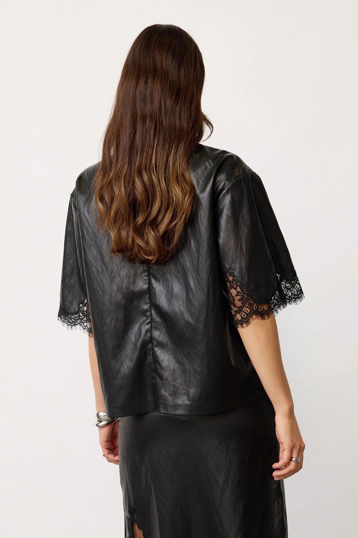 GittCC Box Lace Tee 96-Black - 45105