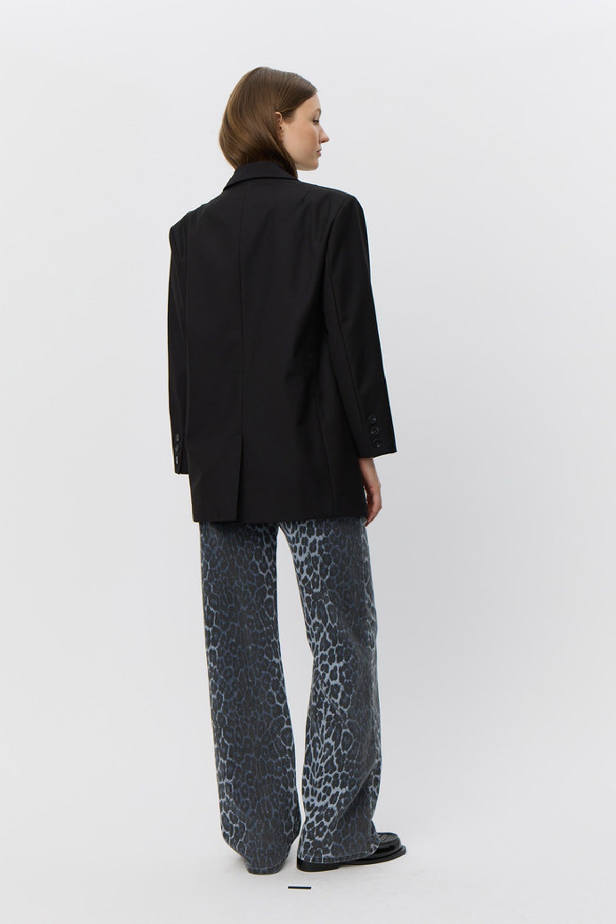KAISW OVERSIZE KAVAJ 1000 Svart - SNOS698