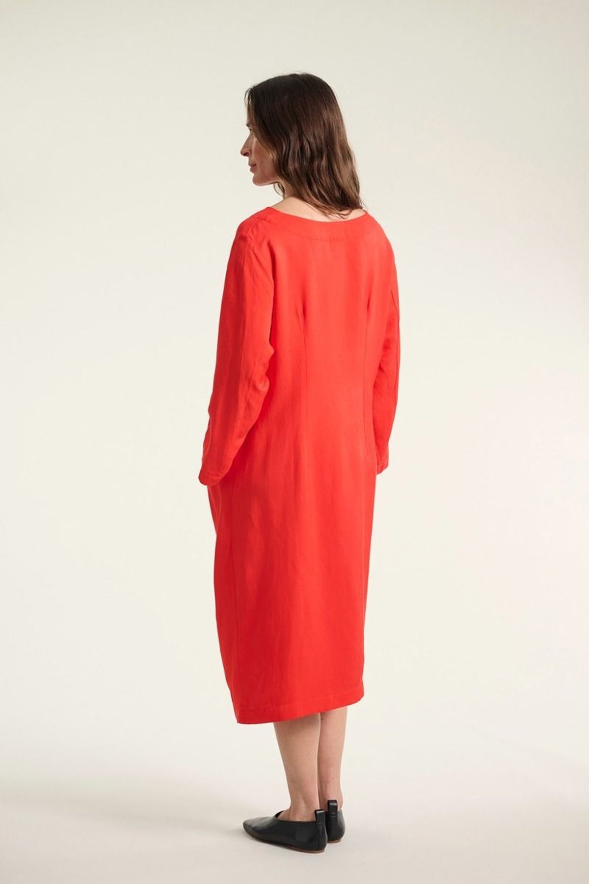 Kumamoto klänning med veck Fiery Red - 262-2421-5671