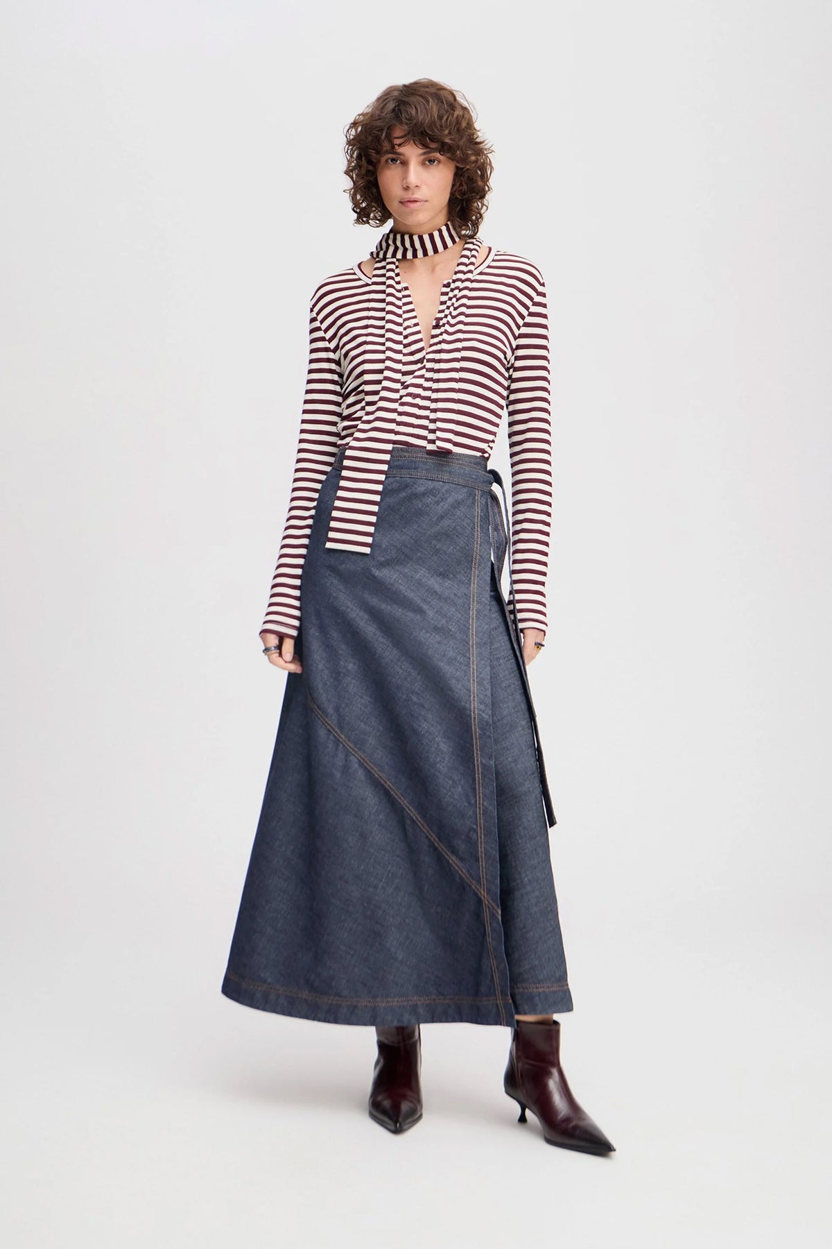 LANDREA 37-Indigo - 1220/25307