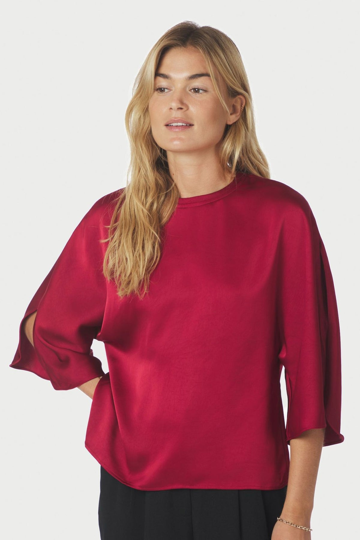 LIORA HEAVY SATEEN Mörkröd - 165567
