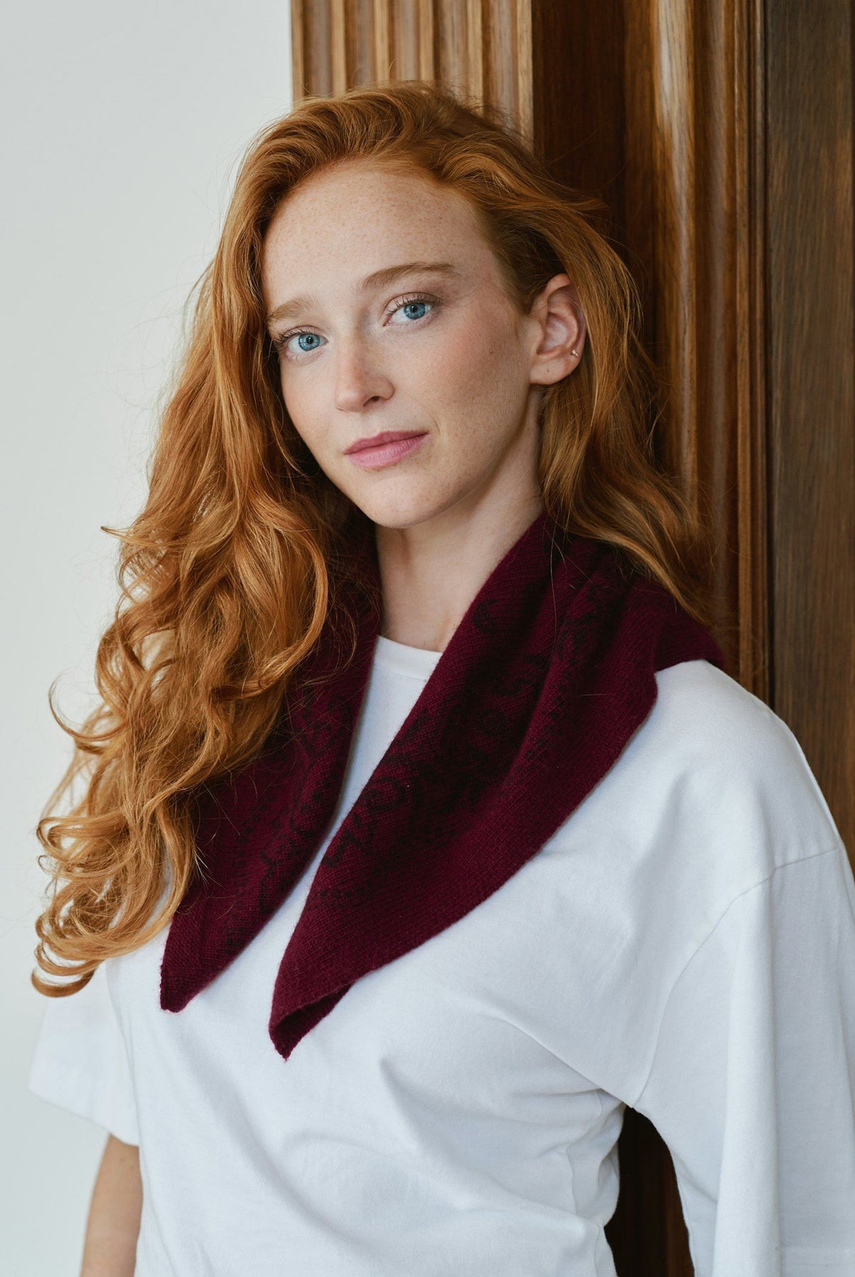 Adelina Paisley Stickad Halsduk Vinröd - 169506