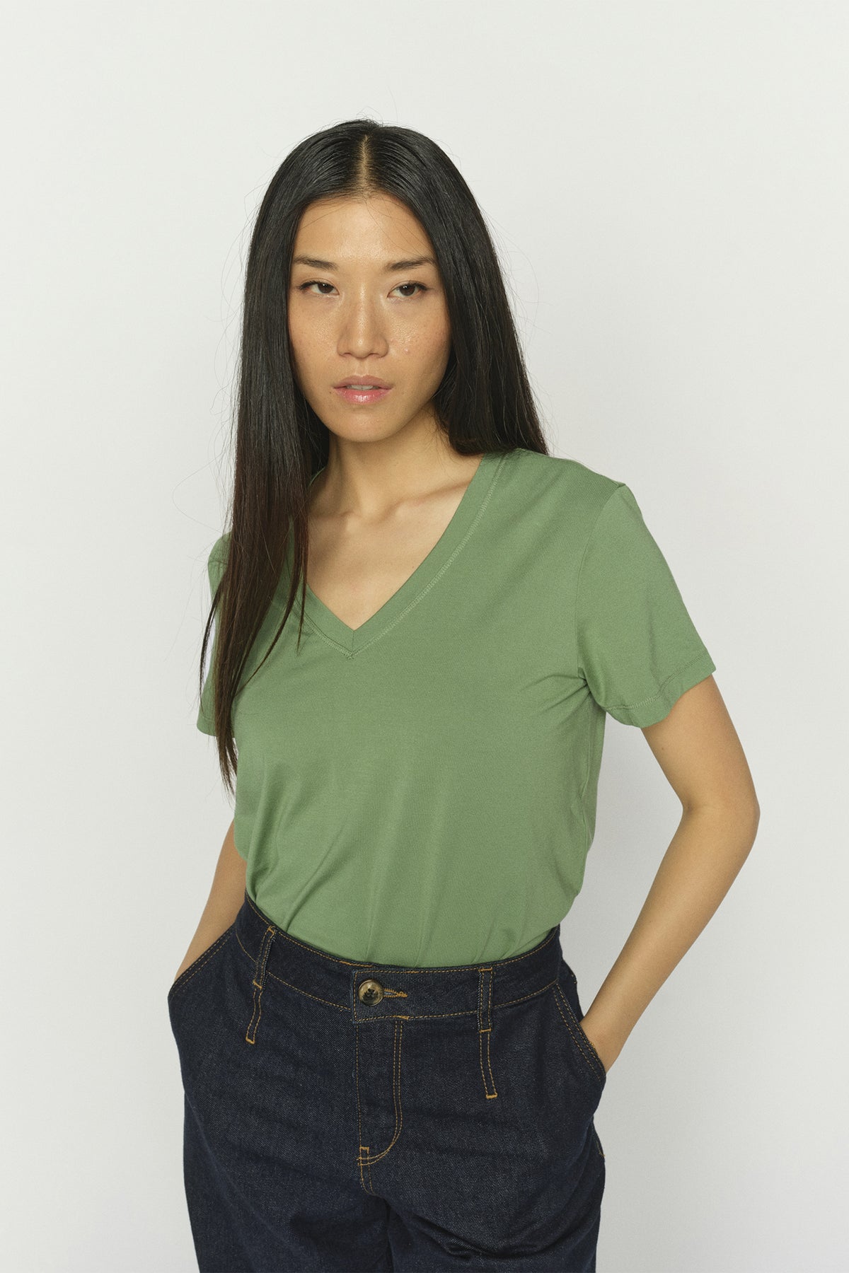 MMDala V-SS Basic Tee Turf Green - 168510