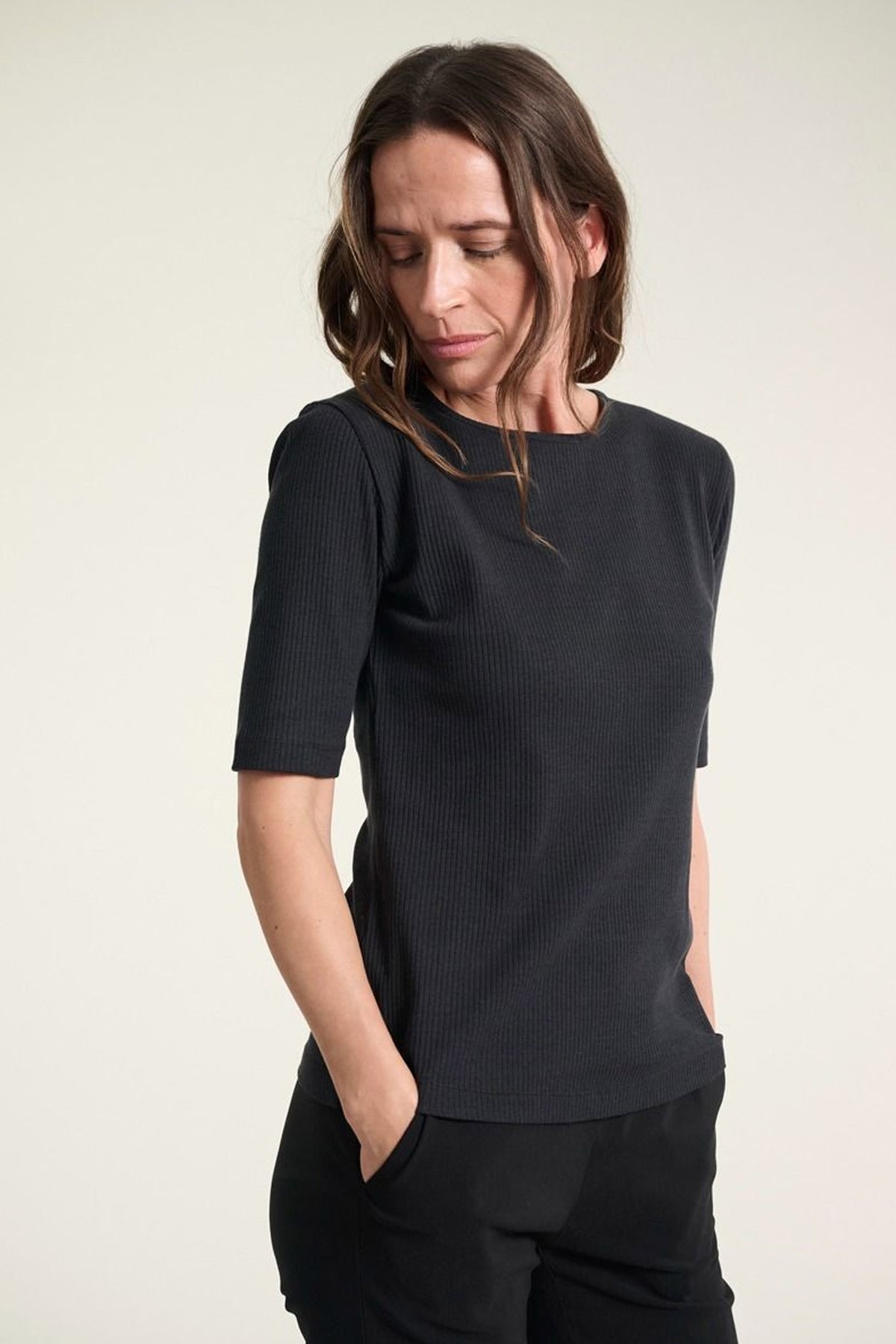 Naibu ribbad blus Svart - 261-4079-5087