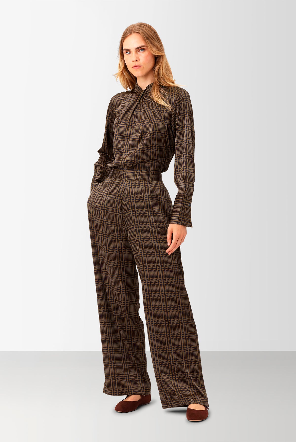 Tara Houndstooth - 2082