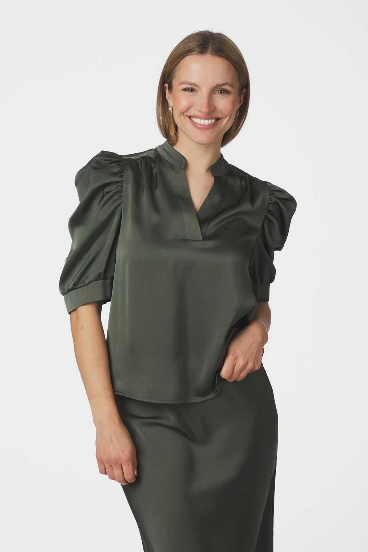 Roella Heavy Sateen Blouse DEEP GREEN - 162590