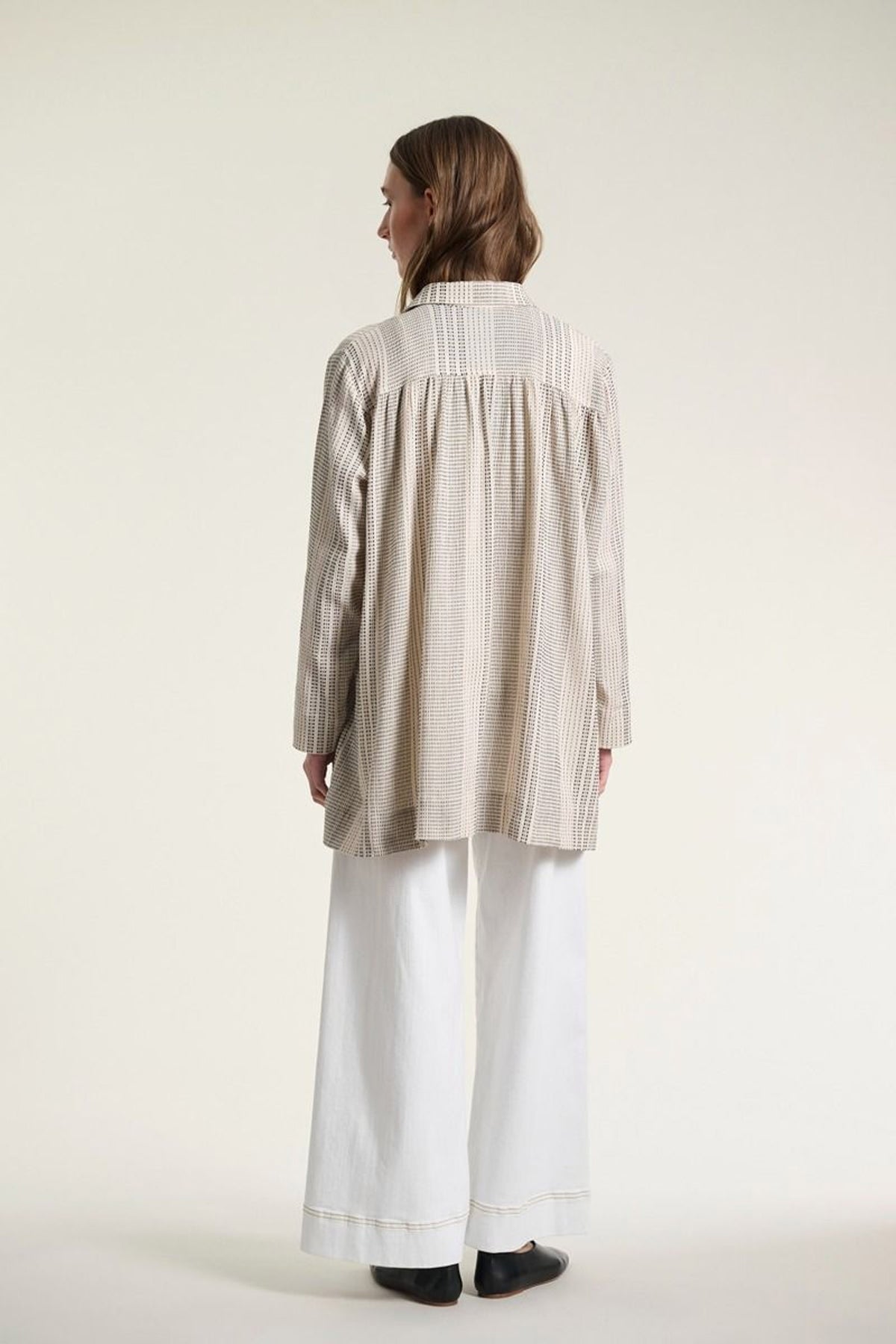 Shiko lång skjorta IVORY/BLACK STITCH - 261-2464-5616