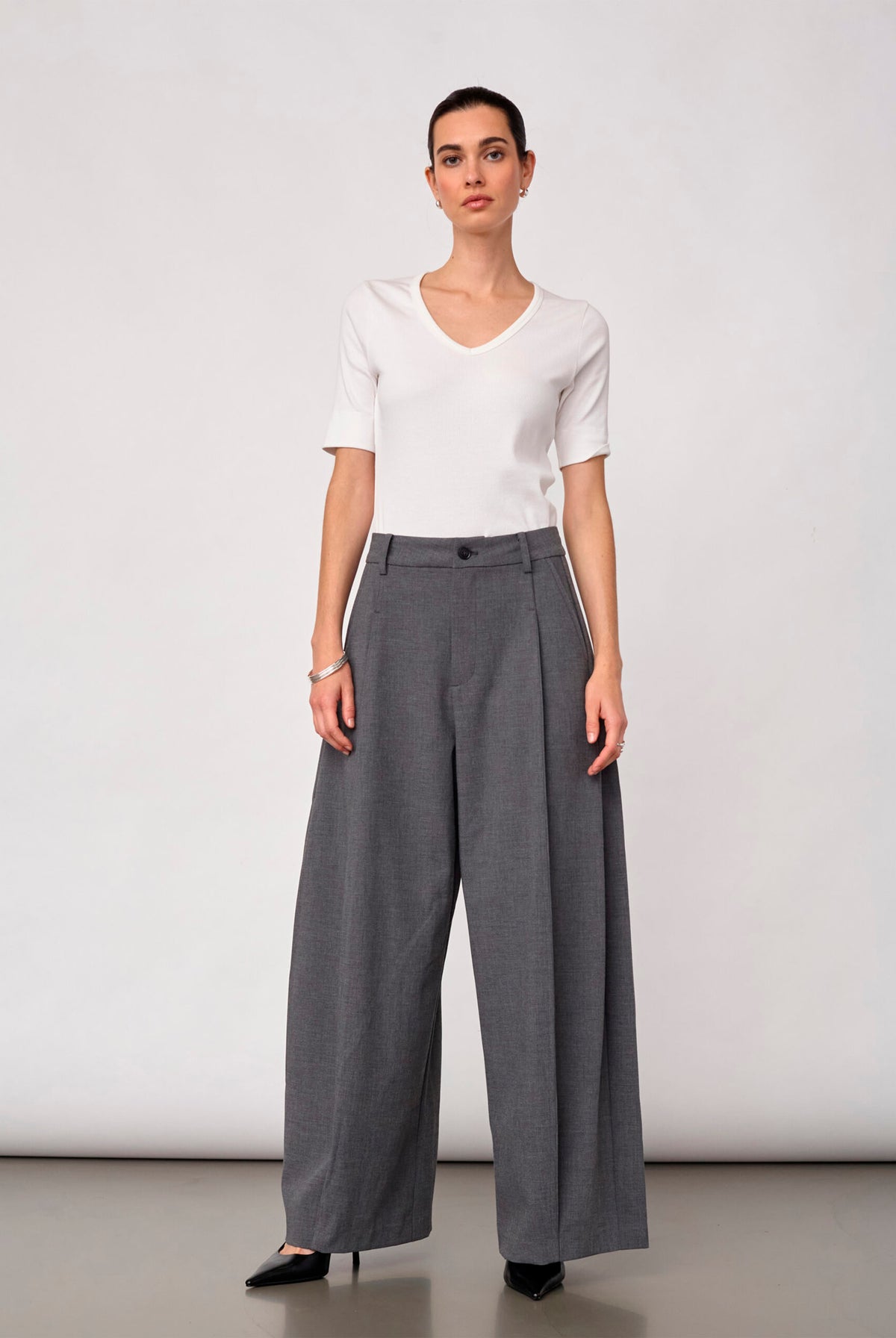 PriscillaCC Pleat Barrel Pant 65003-Mid Grey - 500824