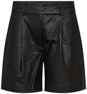 PhoebeCC Leather Pleat Shorts 96-Black - 31458