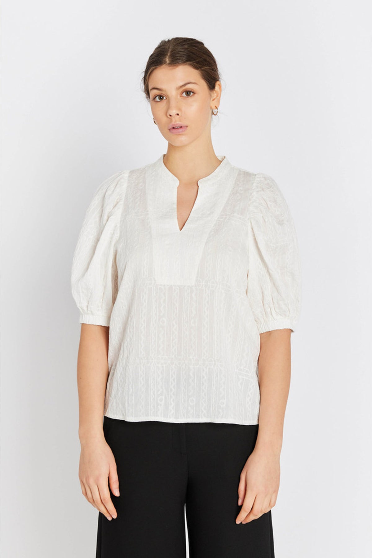 7785RDFArmelle blus 01 Vit - RDF821